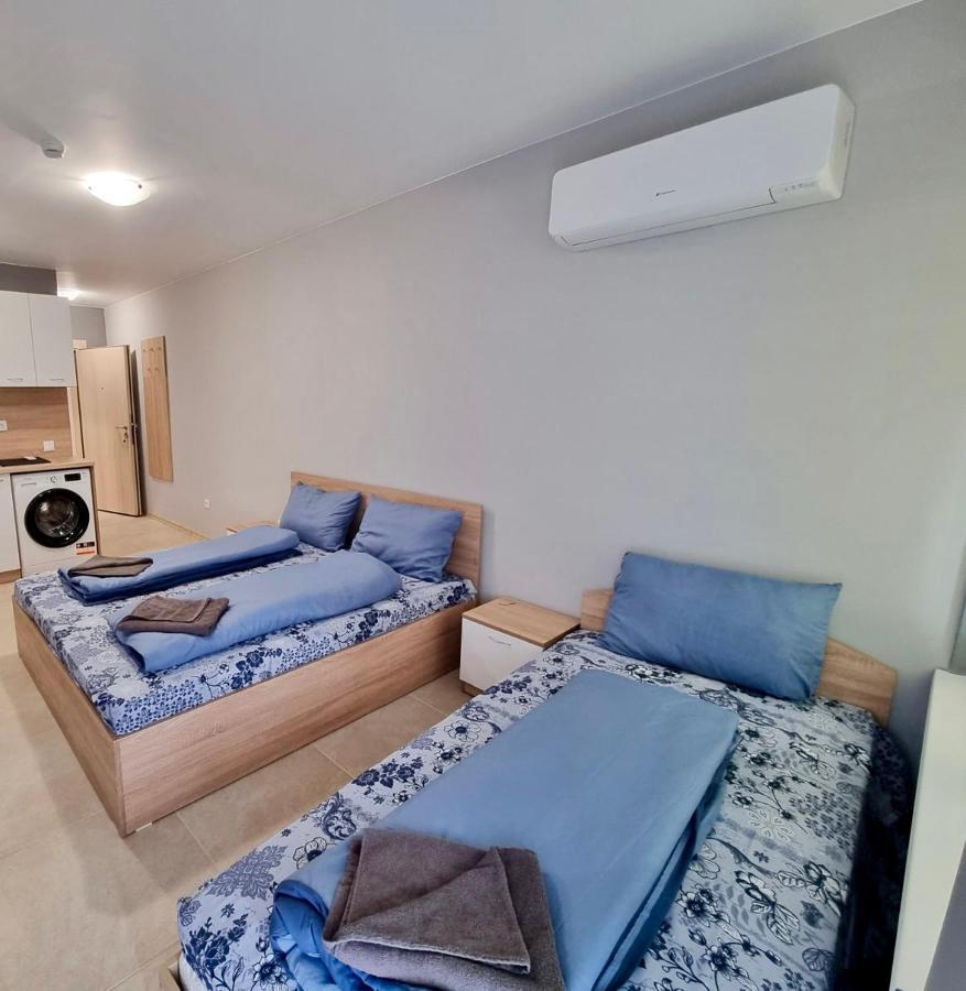 Family Apartments София Екстериор снимка